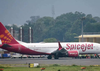 Fuselage door warnings light up on 2 SpiceJet planes; DGCA begins probe