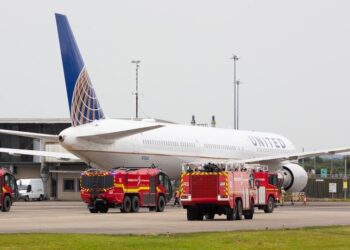 Rescue vehicles line Shannon Airport runway as plane carrying hundreds declares mayday emergency