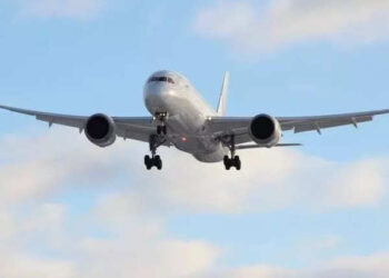 Indian charter plane carrying 12 passengers lands at Karachi airport